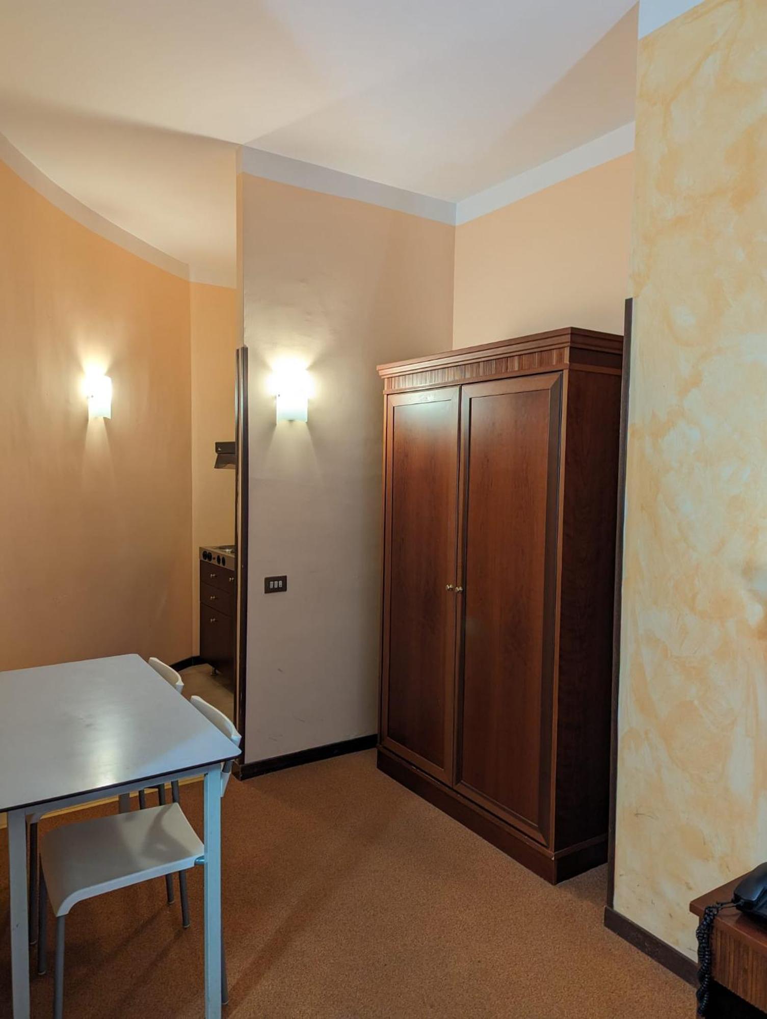 Aurelia Vatican 229 Roma