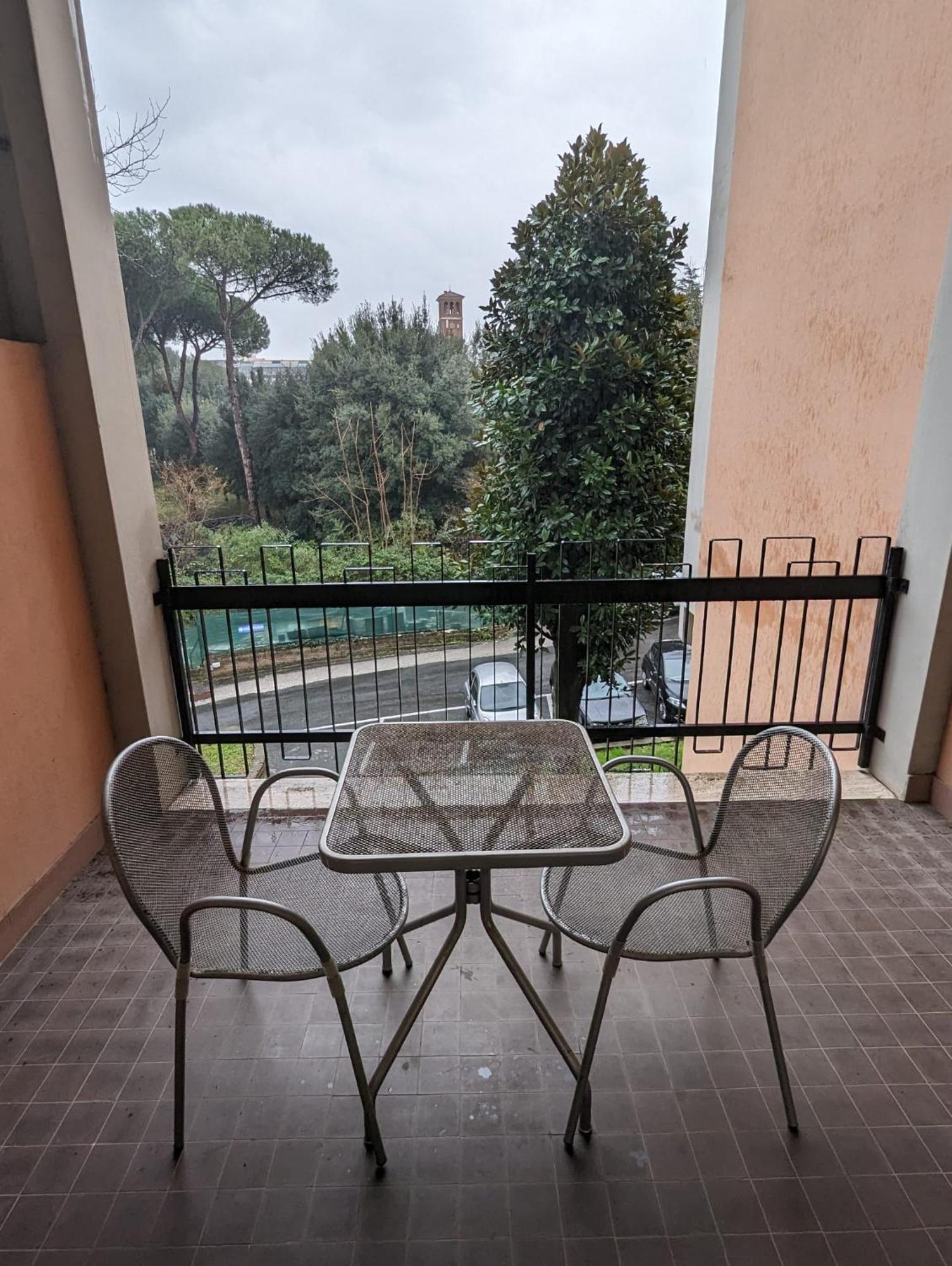 Aurelia Vatican 229 * Roma